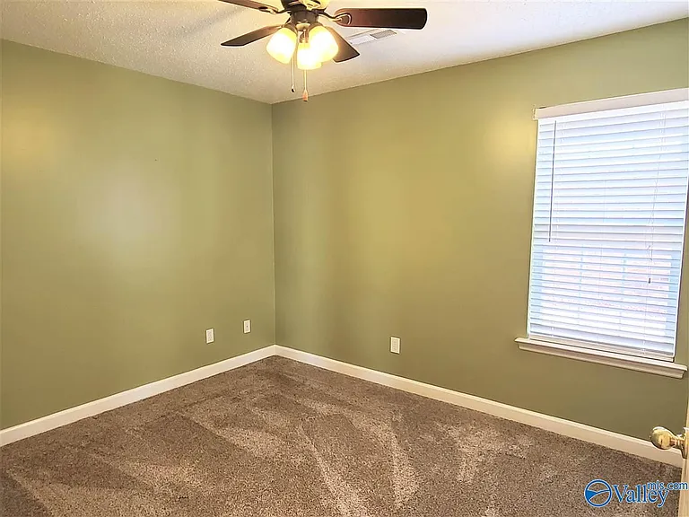 5308 Frankford Dr SE — Photo 15
