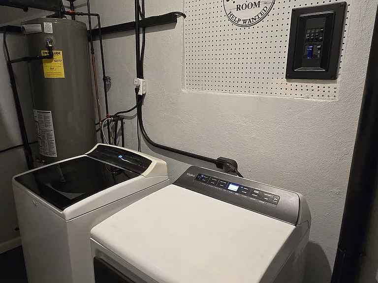 main laundry room w/ washer & dryer