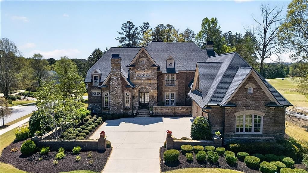 17 Carl Sanders Dr