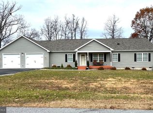 255 Wampum Ln, Hedgesville, WV 25427