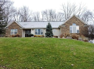 1348 Brabamhurst Dr, Lawrenceburg, IN 47025