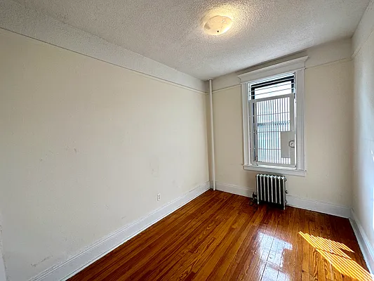 Rented by LRGNY Group, Inc. | media 6