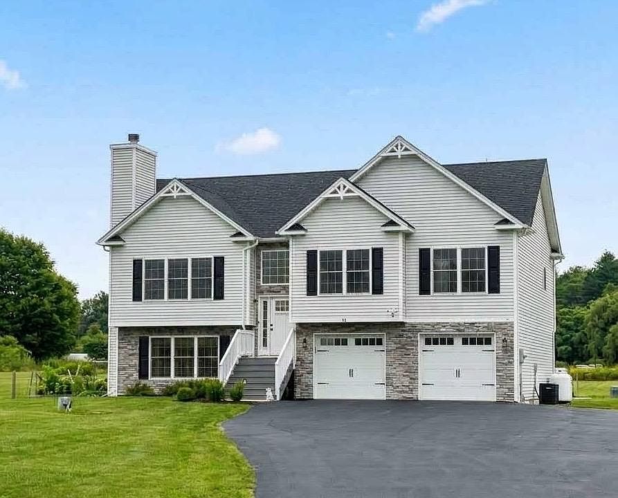 1st image of 82 River Glen Road