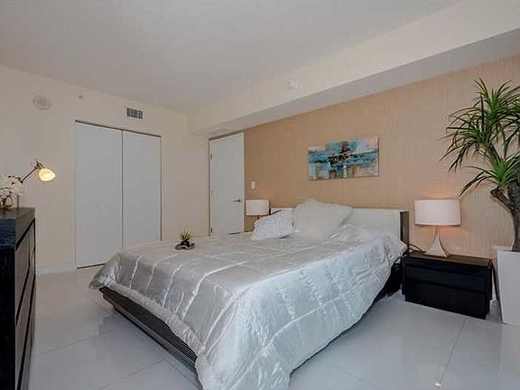 4th image of 150 Sunny Isles Blvd #Sttropez