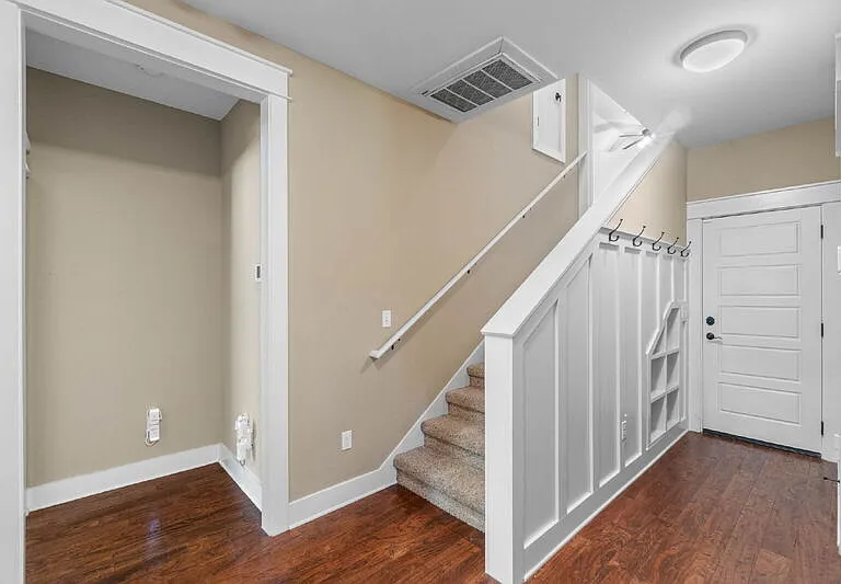 6008 Trestle St — Photo 25