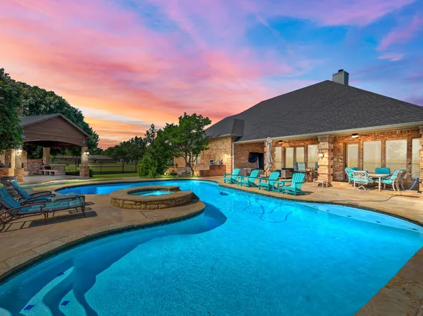 13600 Willow Springs Rd, Haslet, TX 76052