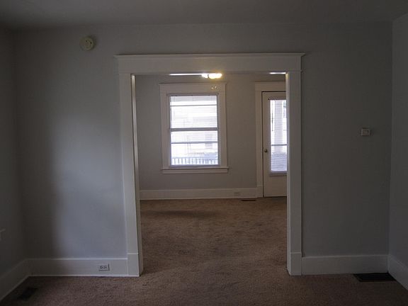 5th image of 1316 Elizabeth Ave NW #2