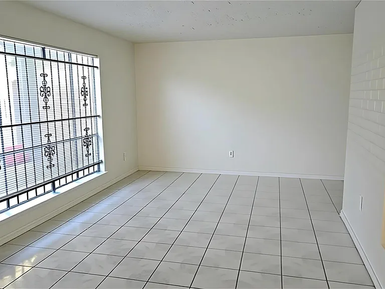 13146 Newbrook Dr — Photo 6