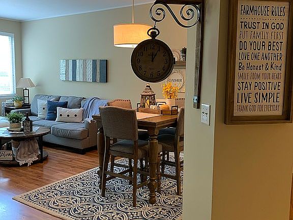 4th image of 3014 Kentshire Cir