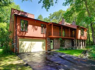 2 Rittenhouse Rd, Grafton, MA 01519