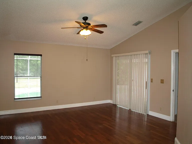 1170 Briar Run Cir — Photo 10