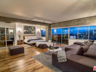 7135 Hollywood Blvd APT 1103, Los Angeles, CA, 90046