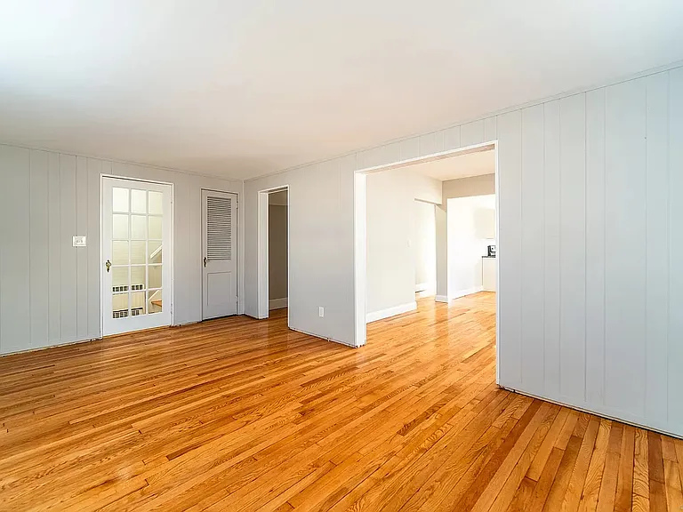 1111 Essex Pl #1 — Photo 6