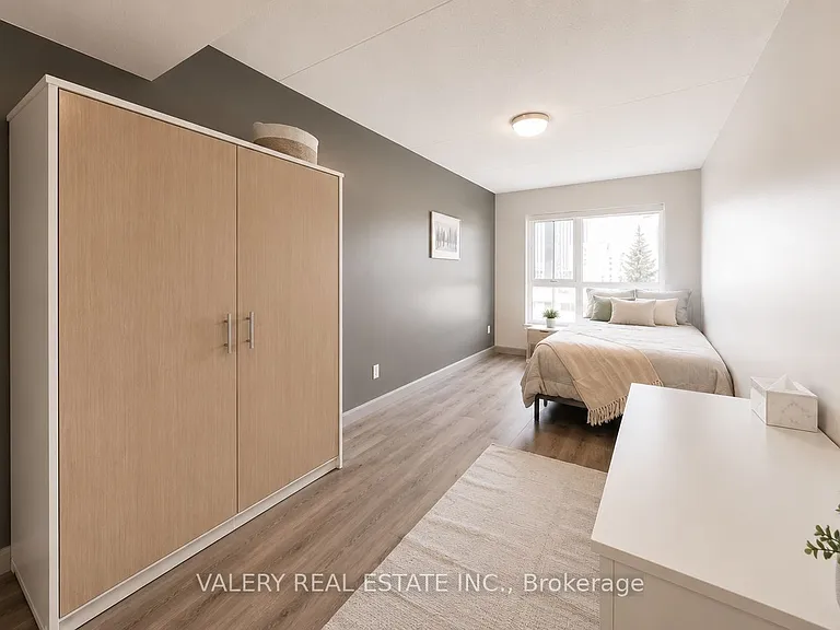 254 Phillip St #504 — Photo 12