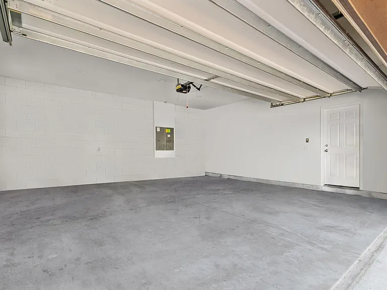 14978 Fells Ln #14978 — Photo 47