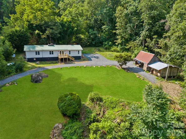 1218 Sweet Creek Rd, Bakersville, NC 28705