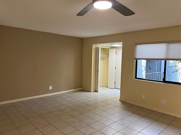 5th image of 874 S Marengo Ave APT 7