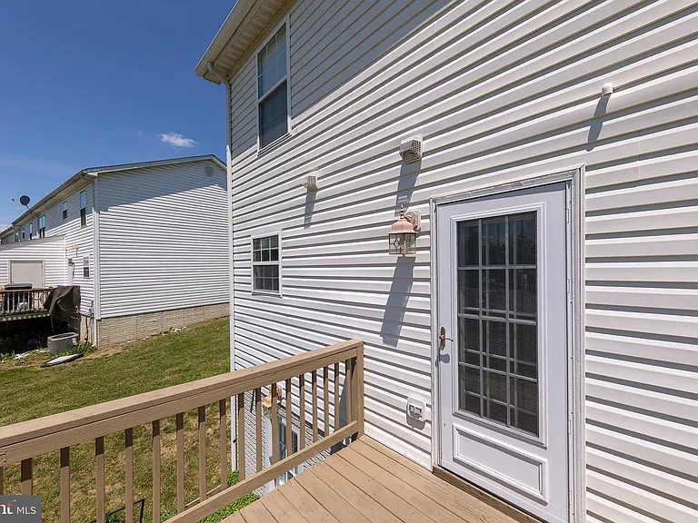 174 Equestrian Dr — Photo 36