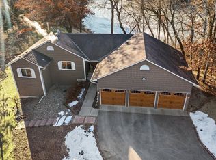 3790 89th St E, Inver Grove Heights, MN 55076