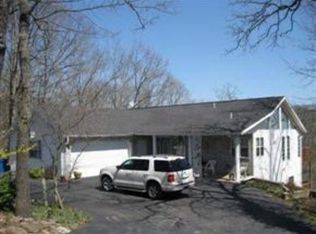 2404 Talking Rocks Rd, Branson West, MO 65737