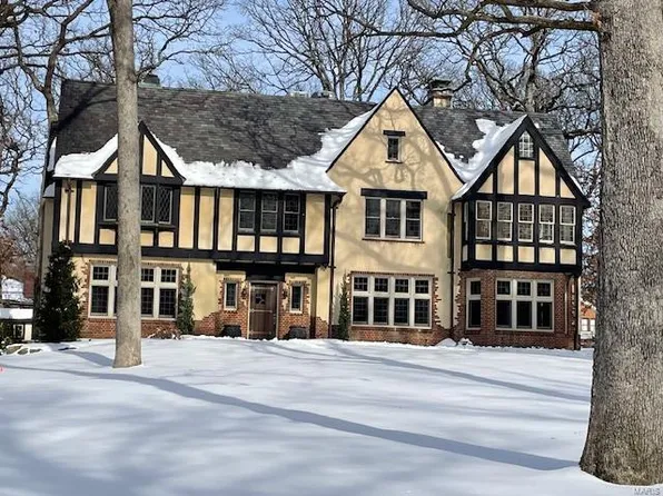 445 Baker Ave, Saint Louis, MO 63119