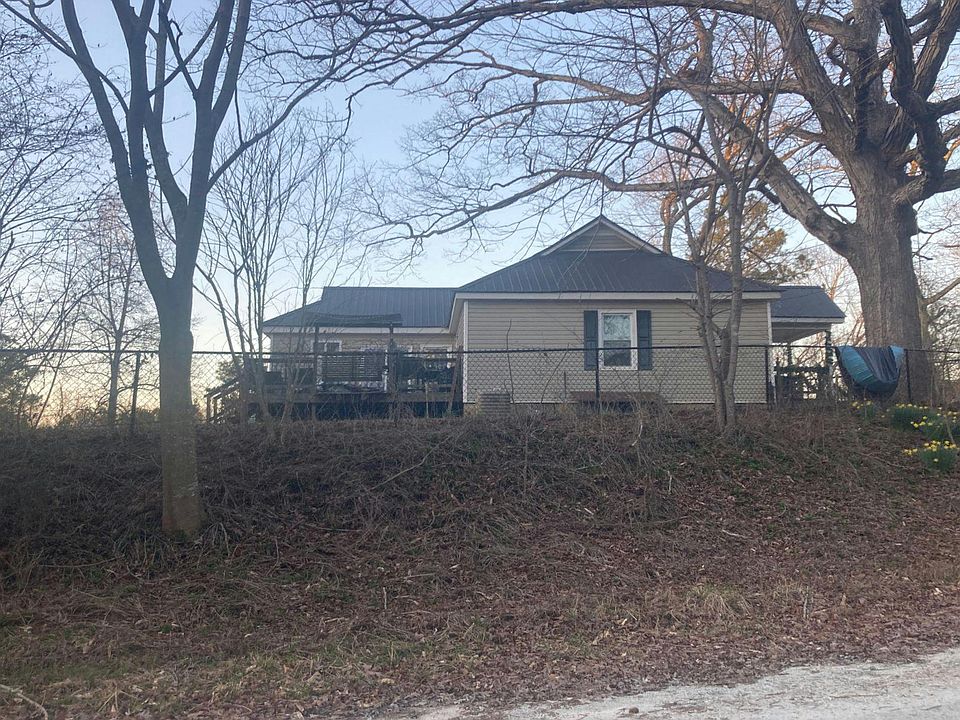 1st image of 6631 Dog River Rd