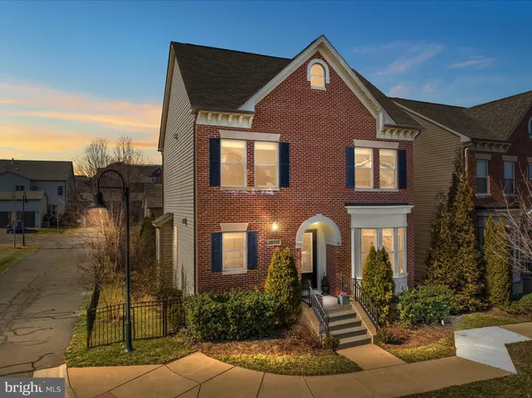 20711 Jennifer Ann Dr, Ashburn, VA 20147