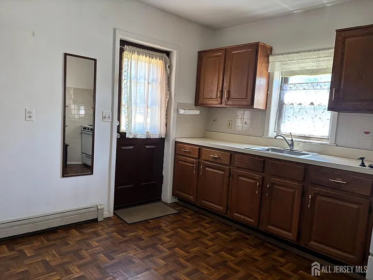 16 Yates Ave #18 — Photo 6
