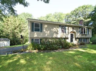 23 Parker St, Leicester, MA 01524