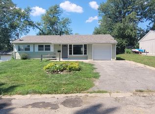 232 Boice Rd NW, Cedar Rapids, IA 52405