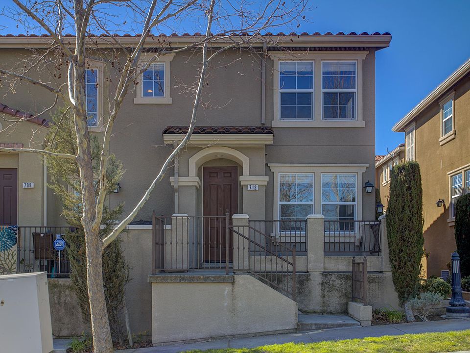 1st image of 712 Adeline Ave