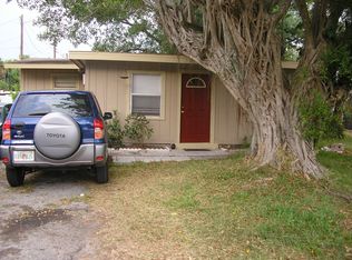 372 Kingston Dr E, Fort Myers, FL 33905