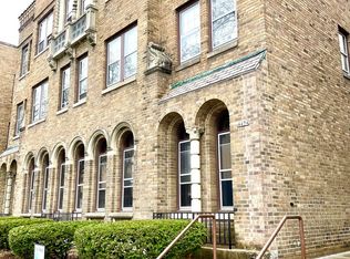 4474 N Oakland Ave #202, Milwaukee, WI 53211