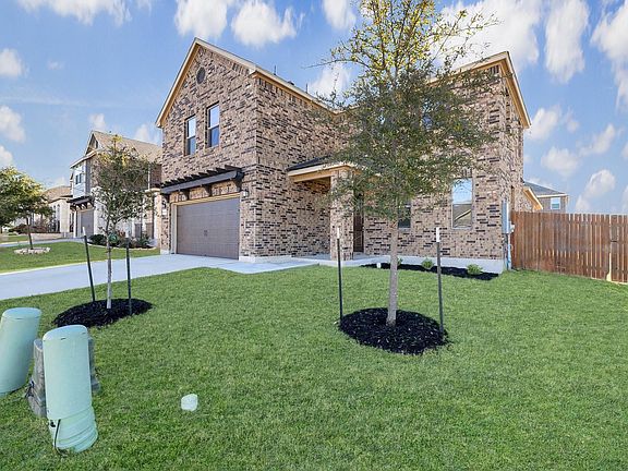 3rd image of 1829 Stringer Pass