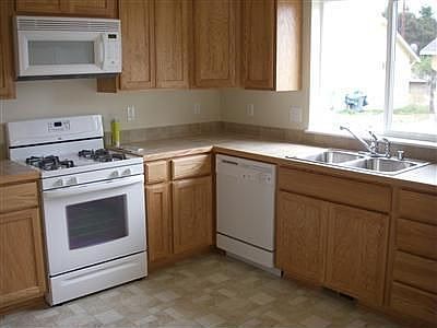 2nd image of 467 Maralyn Ln