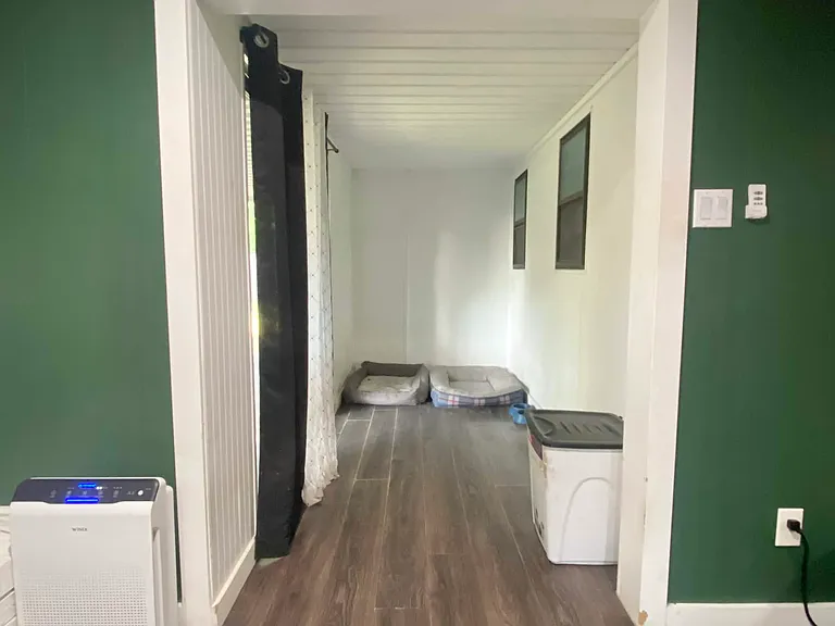 2514 Vernon St — Photo 6