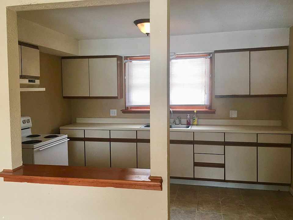 1st image of 1510 W Memorial Dr #2