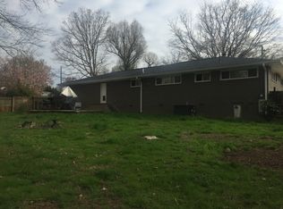 221 Brancroff Cir, Knoxville, TN 37920