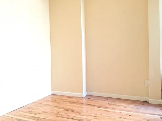 Rented by Bohemia Realty Group | media 16