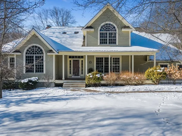 84 Haven St, Milford, MA 01757