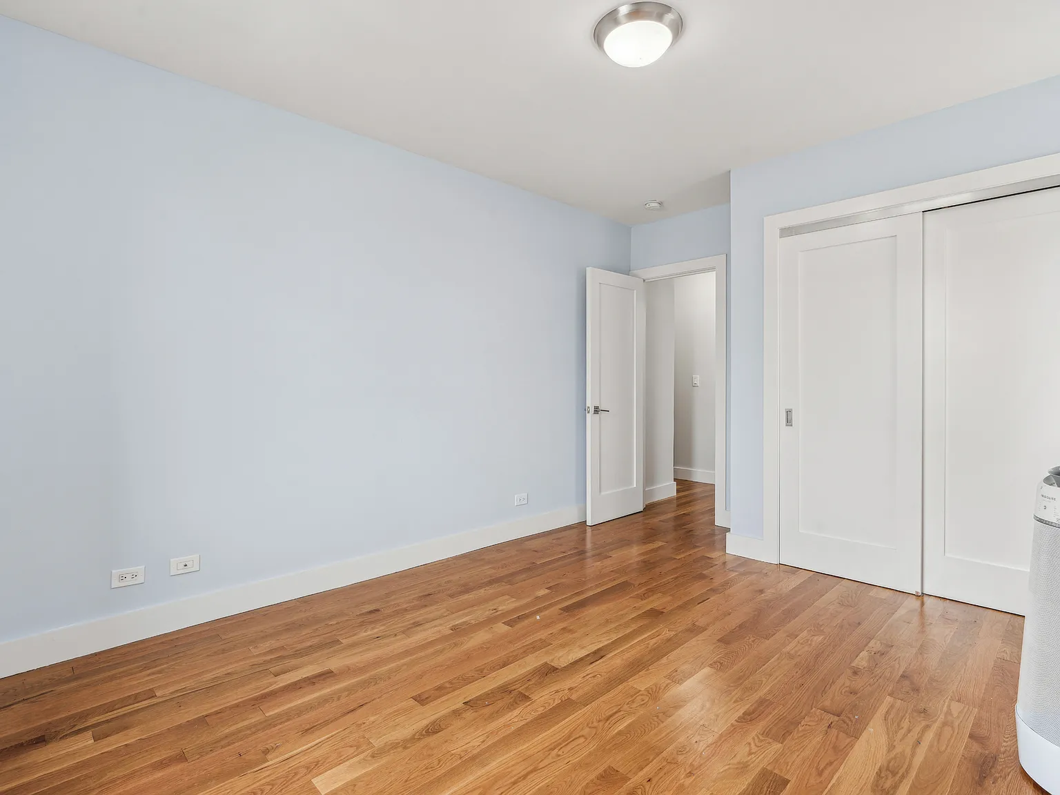 2175 Cedar Avenue — Photo 4