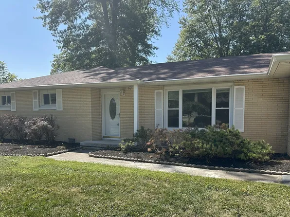 5105 S Breezewood Dr, Muncie, IN 47302