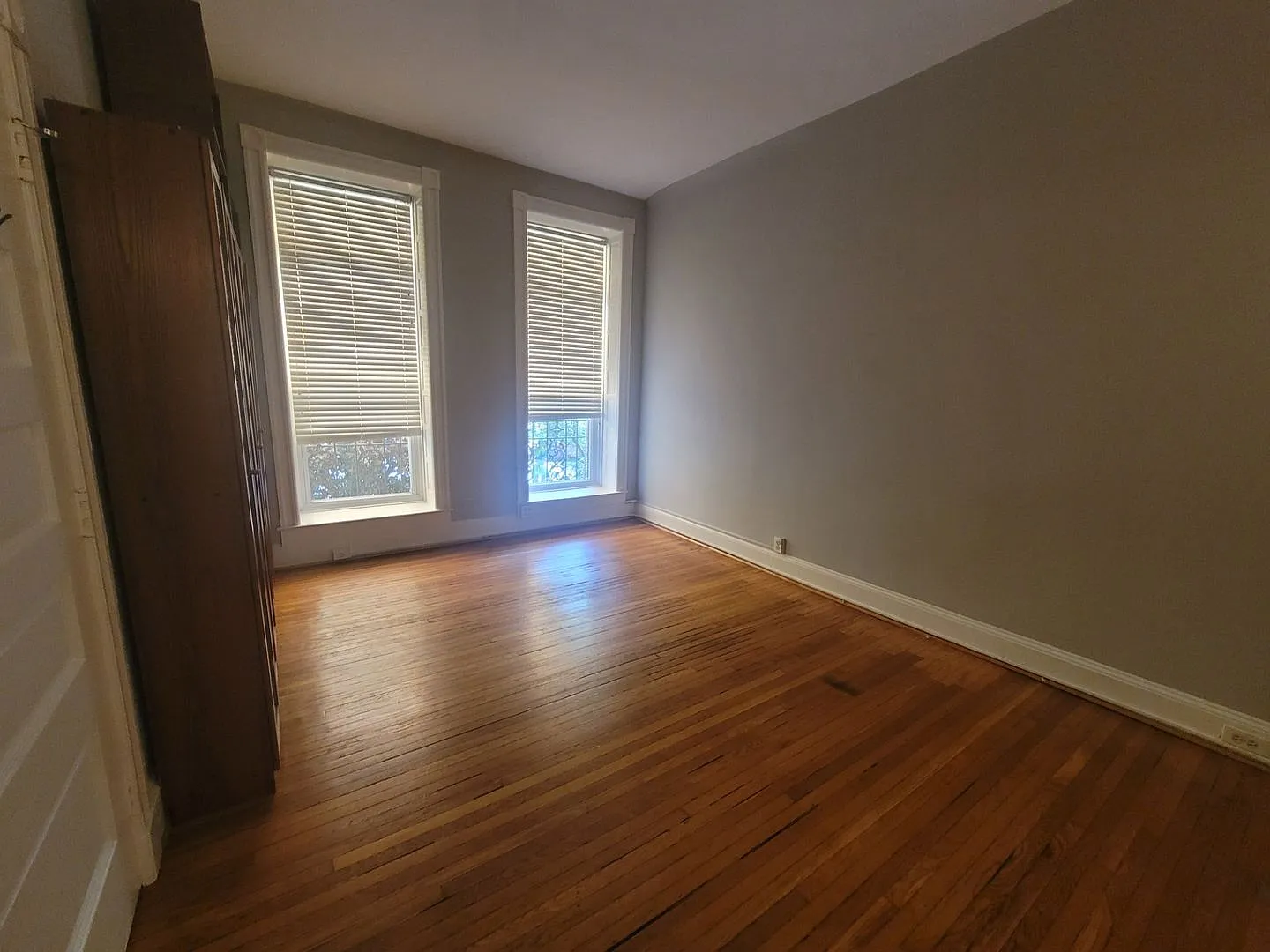 3045 St Paul St — Photo 2