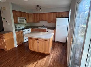 2018 New Sun Dr, Florissant, MO 63031