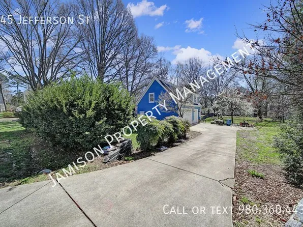 345 Jefferson St, Matthews, NC 28105