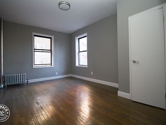 3rd image of 221 Linden Blvd APT B20