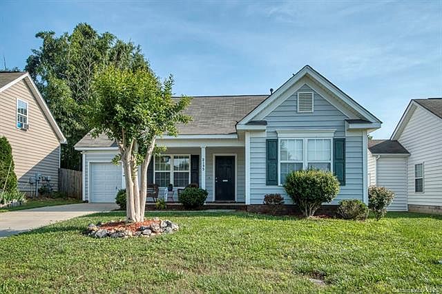 1st image of 2135 Wexford Way