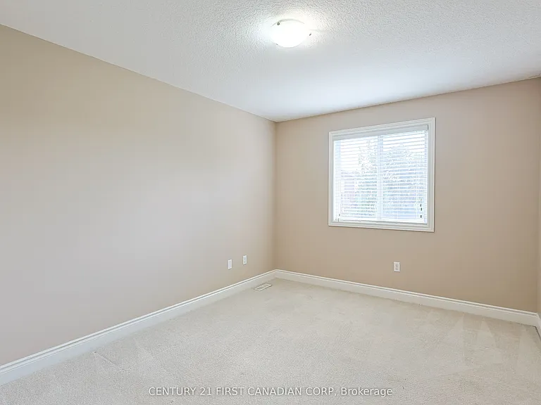 565 Bluebell Rd #34 — Photo 20