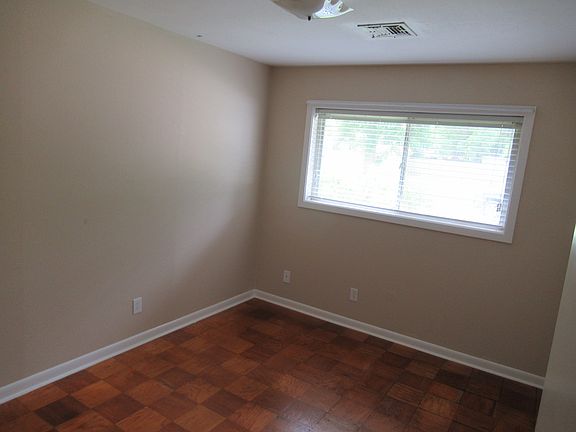 2nd image of 1711 Cline St