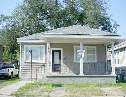 1st image of 312 N Causeway Blvd